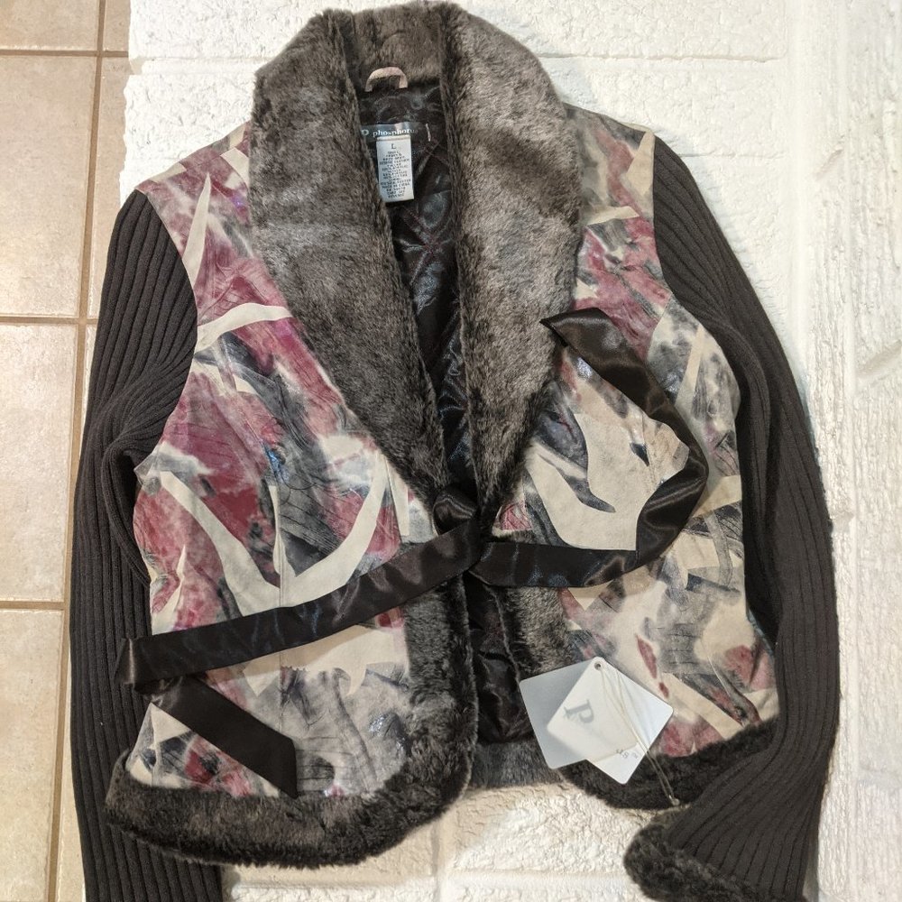 NWT Gorgeous Nubuck Hand Painted Jacket 💋🖤 Says Lrg but fits like Med